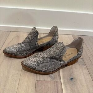 Chinese Laundry grey snake print loafers